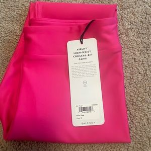 Women’s workout leggings